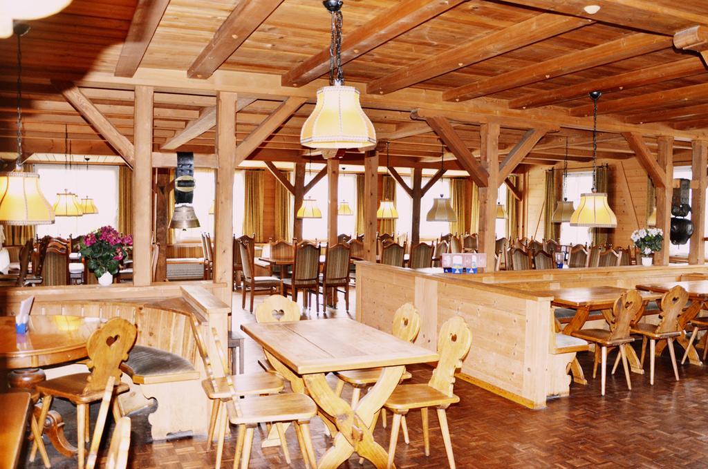 Hotel Loewen Lungern Zewnętrze zdjęcie