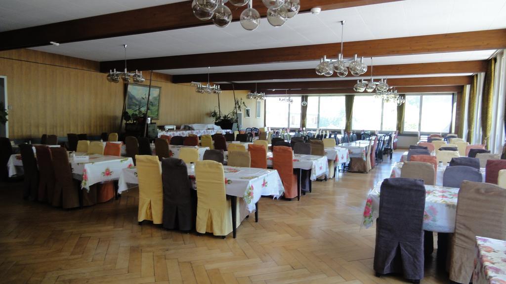 Hotel Loewen Lungern Zewnętrze zdjęcie