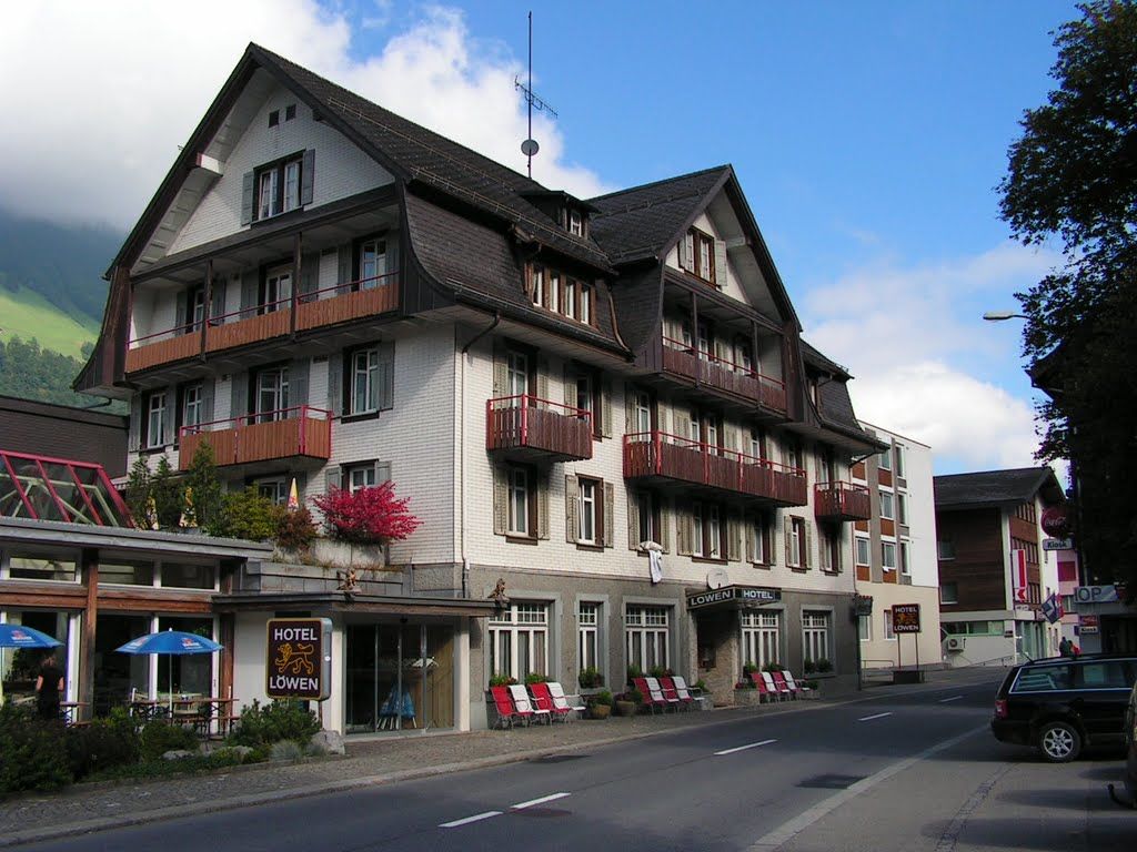 Hotel Loewen Lungern Zewnętrze zdjęcie